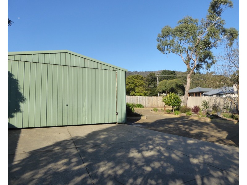 5 Moore Street, Ferntree Gully VIC 3156