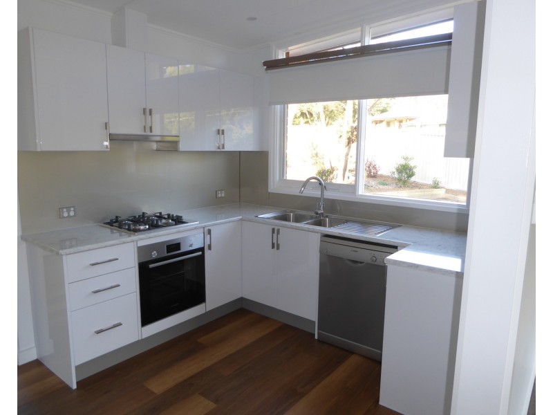 5 Moore Street, Ferntree Gully VIC 3156