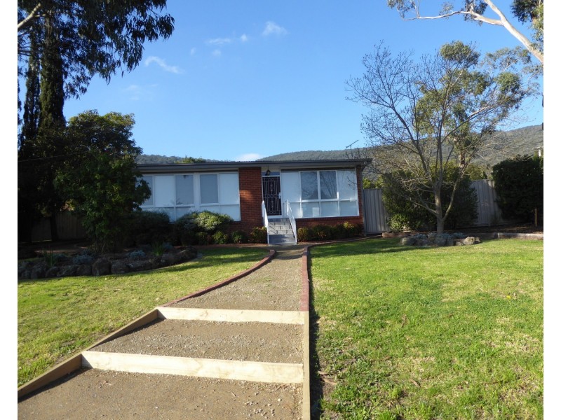 5 Moore Street, Ferntree Gully VIC 3156