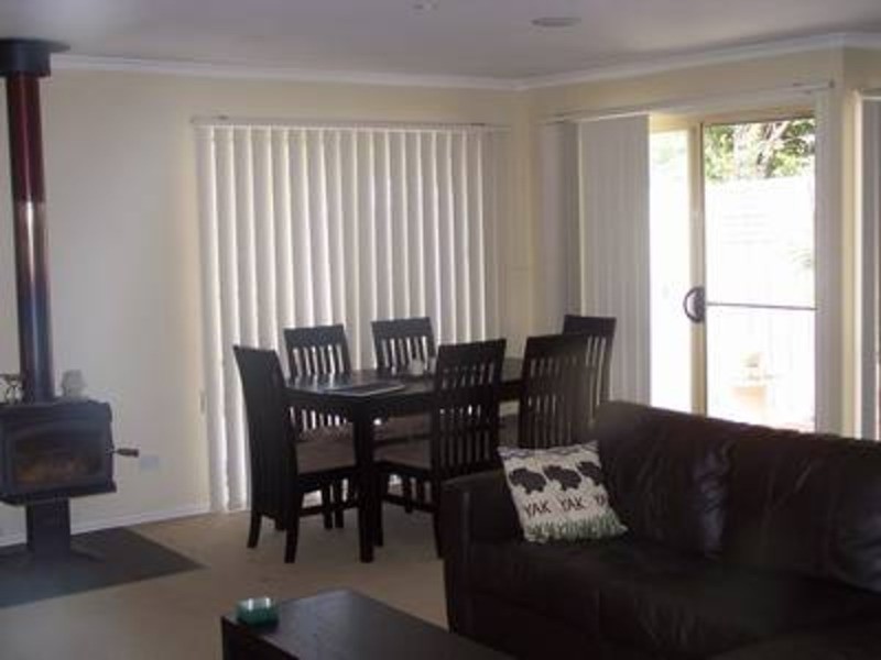 2 Sandringham Street, Wantirna VIC 3152