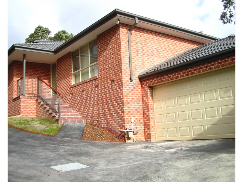 2/3 Blackwood Park Road, Ferntree Gully VIC 3156