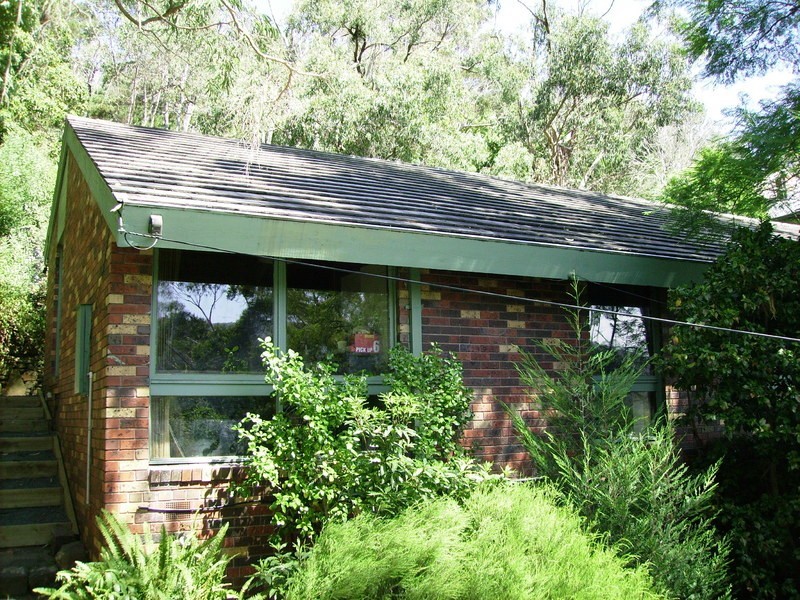 30 Wynette Avenue, Upper Ferntree Gully VIC 3156