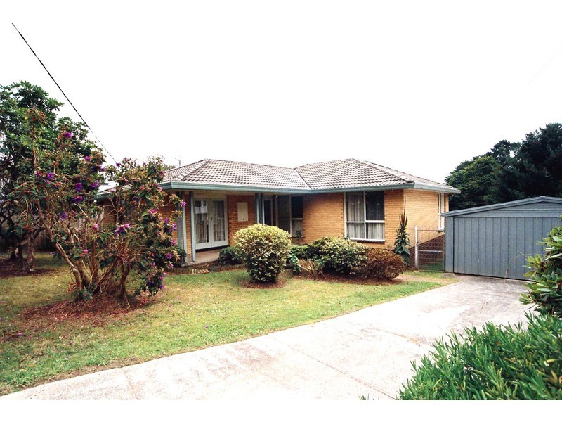 6 Oakley Street, Mount Dandenong VIC 3767