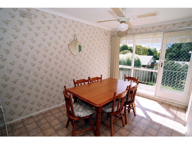 6 Oakley Street, Mount Dandenong VIC 3767