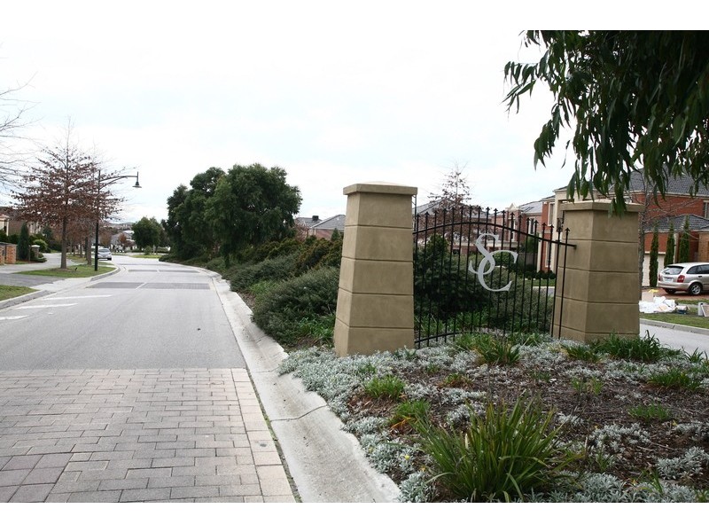 4 Belvedere Court, Rowville VIC 3178