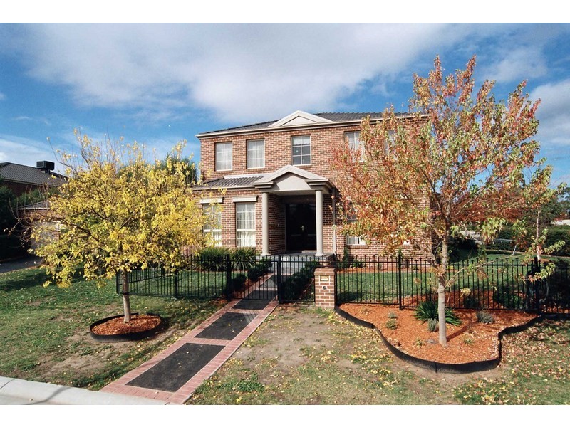 4 Belvedere Court, Rowville VIC 3178