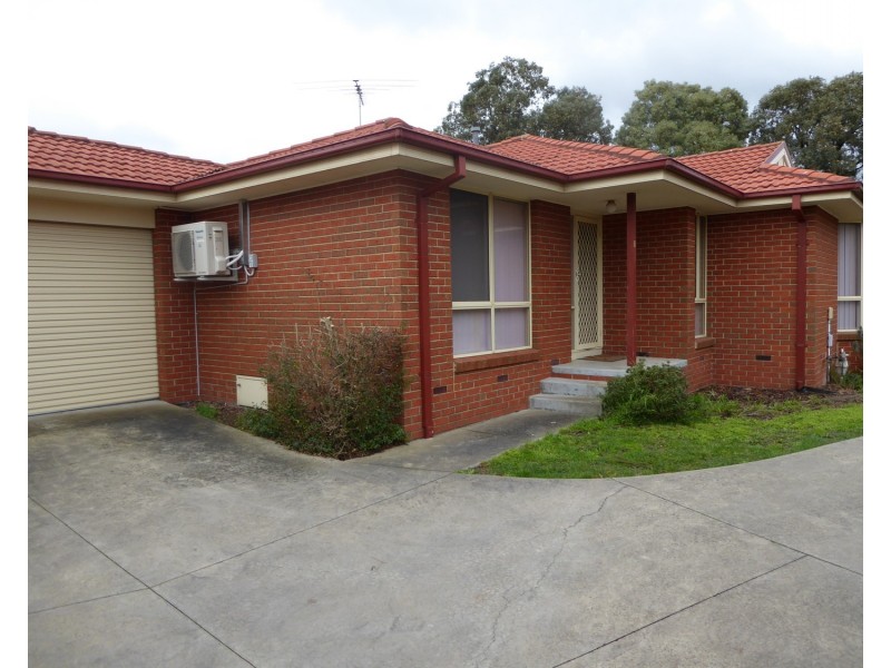 2/5 Wattletree Road, Ferntree Gully VIC 3156