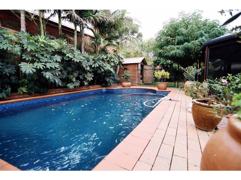 2 Parkhaven Way, Knoxfield VIC 3180