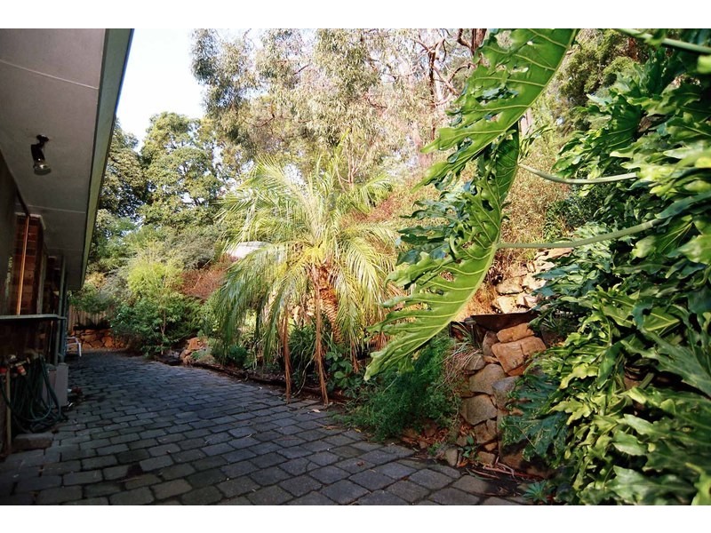 30 Wynette Avenue, Upper Ferntree Gully VIC 3156