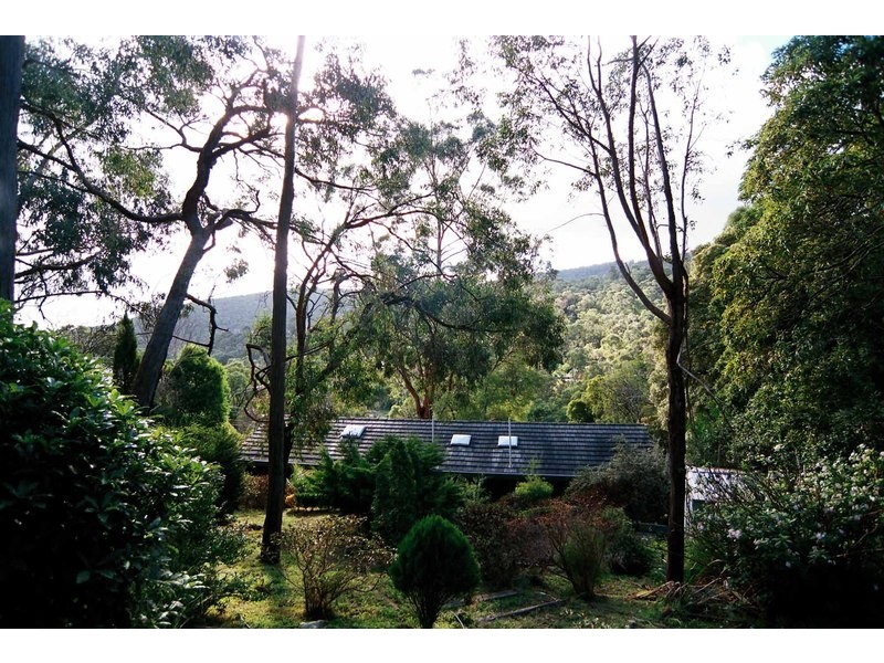 30 Wynette Avenue, Upper Ferntree Gully VIC 3156