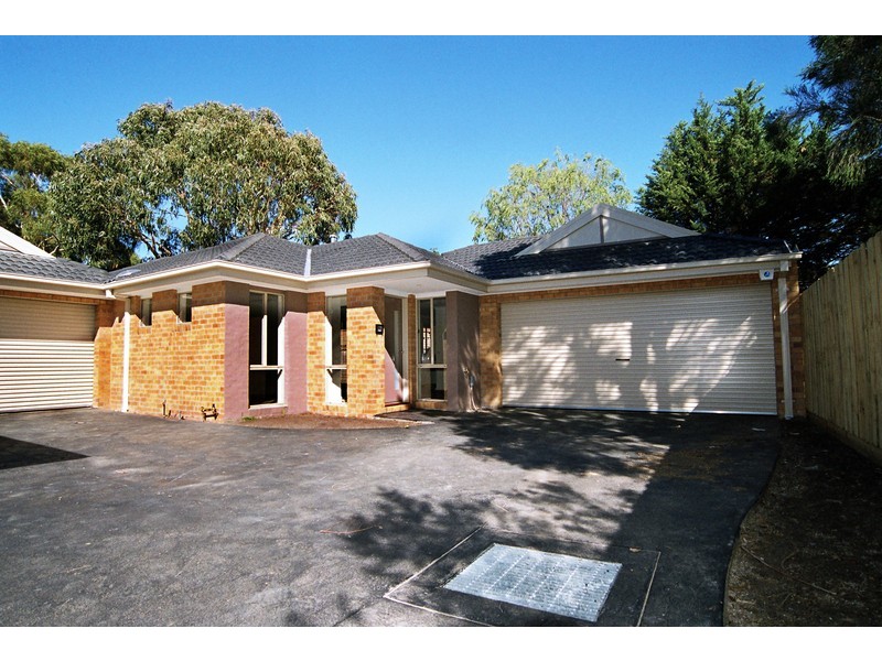 3/10 Ross Street, Ferntree Gully VIC 3156