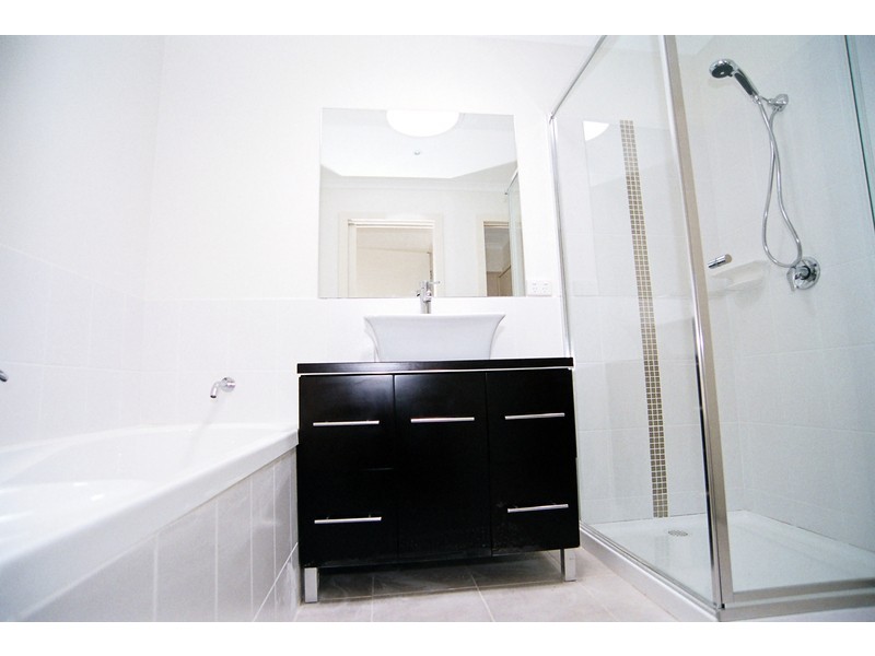 3/10 Ross Street, Ferntree Gully VIC 3156