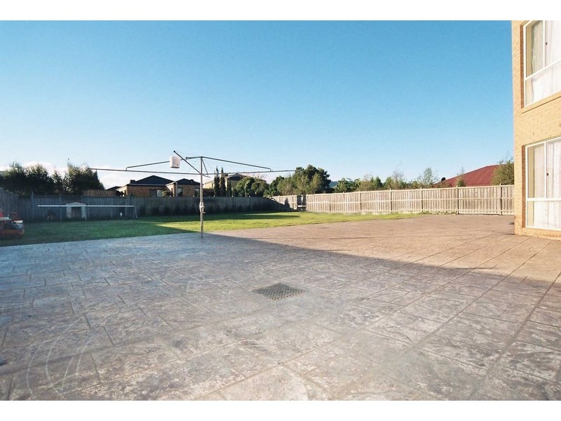 42 Windsor Drive, Lysterfield VIC 3156