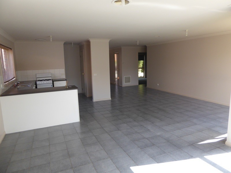 7/23-25 Edina Road, Ferntree Gully VIC 3156