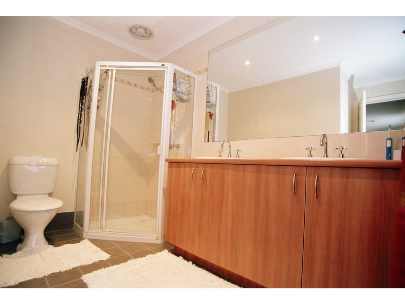 47 Watling Grove, Ferntree Gully VIC 3156