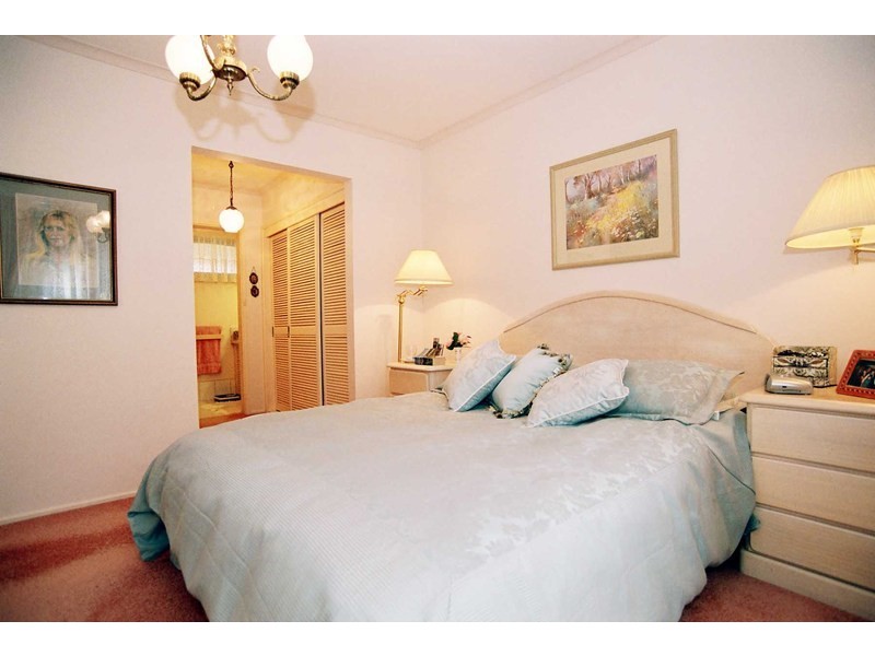 10 Colbury Road, Bayswater North VIC 3153