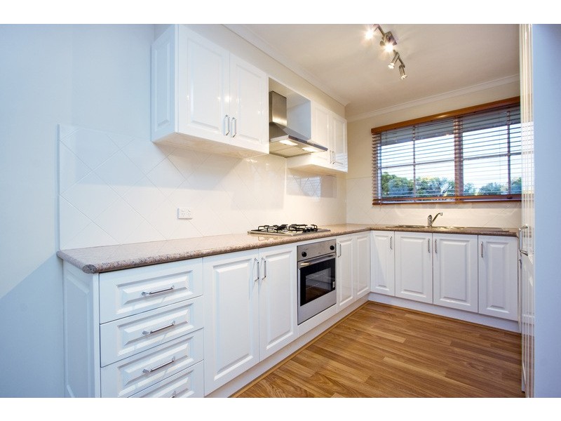 2 Thornley Close, Ferntree Gully VIC 3156