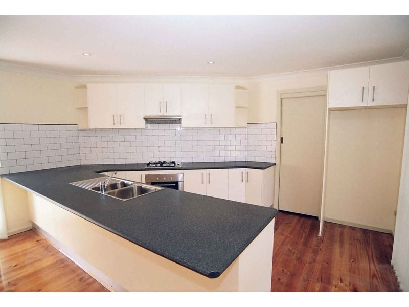 12 Glenfern Road, Ferntree Gully VIC 3156
