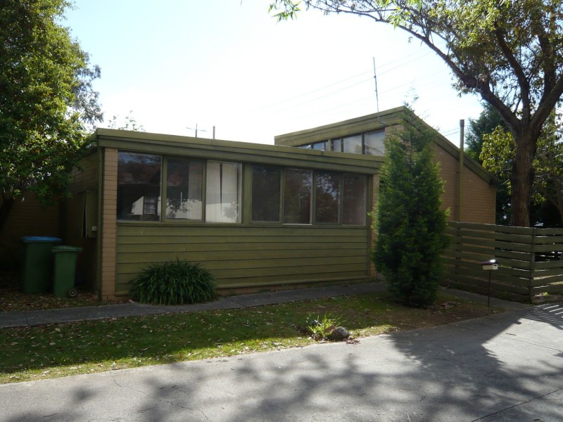 1/241 Canterbury Road, Bayswater VIC 3153