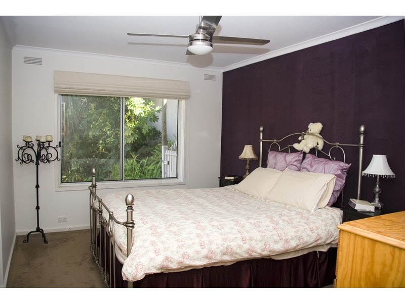 9 Hilltop Road, Upper Ferntree Gully VIC 3156