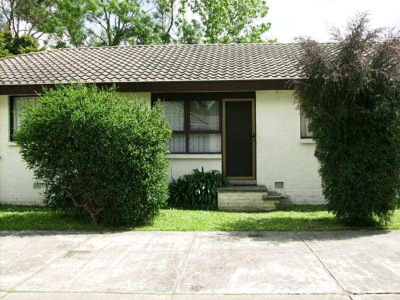 2/11-13 Ramsay Street, Bayswater North VIC 3153