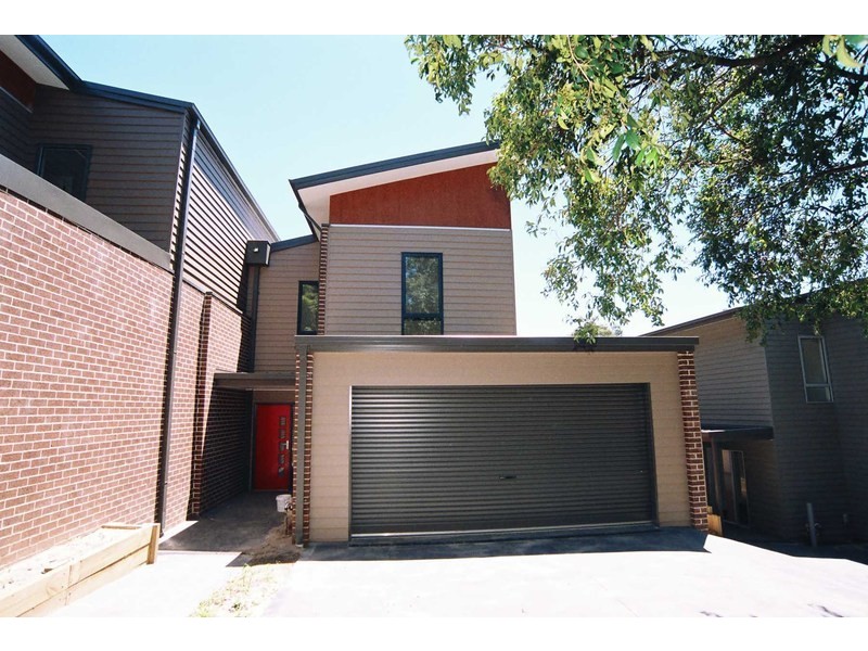 2/1A Mahony Street, Upwey VIC 3158