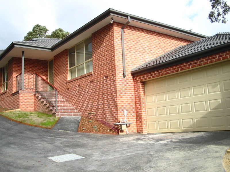 2/3 Blackwood Park Road, Ferntree Gully VIC 3156