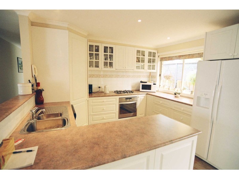 2/47 Harley Street, Knoxfield VIC 3180