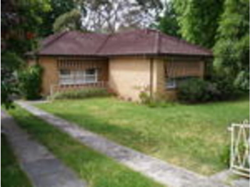 7 Pine Crescent, Boronia VIC 3155