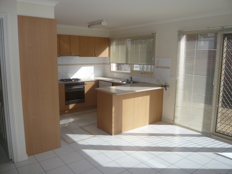 18/745 Boronia Road, Wantirna VIC 3152