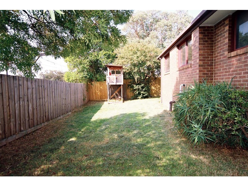 4/17 Pitt Street, Ringwood VIC 3134