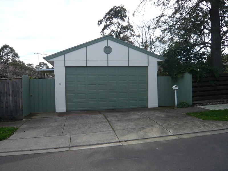 1A Rickards Avenue, Knoxfield VIC 3180