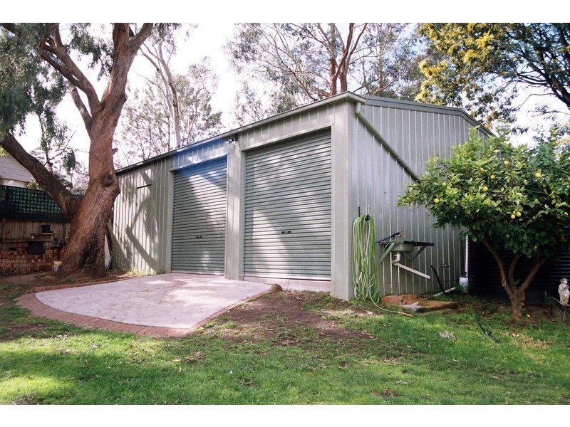 4 Colbury Road, Bayswater North VIC 3153