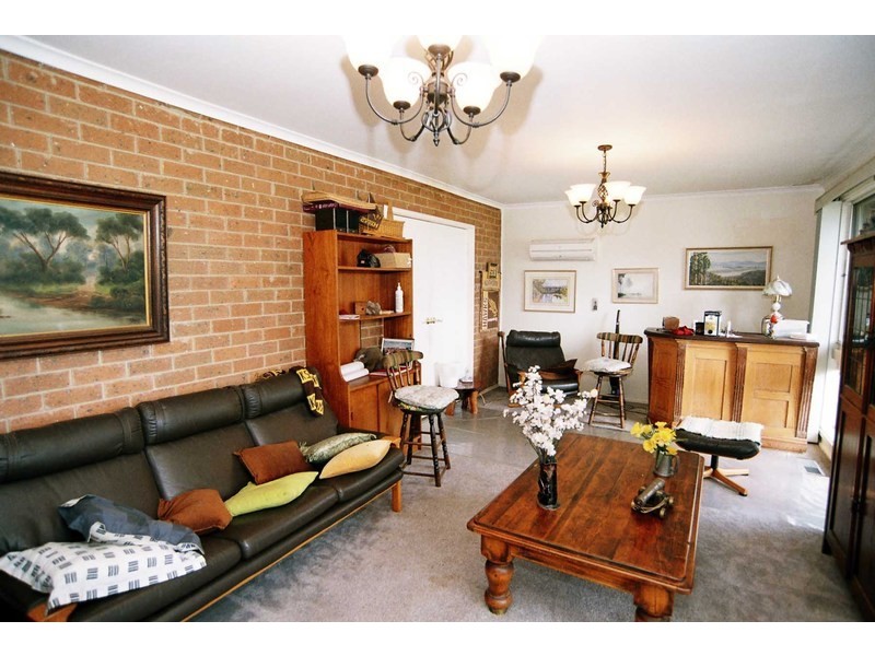 4 Colbury Road, Bayswater North VIC 3153