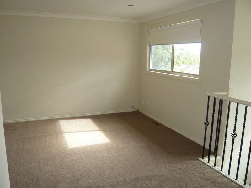 1A Pinnacle Avenue, Ferntree Gully VIC 3156