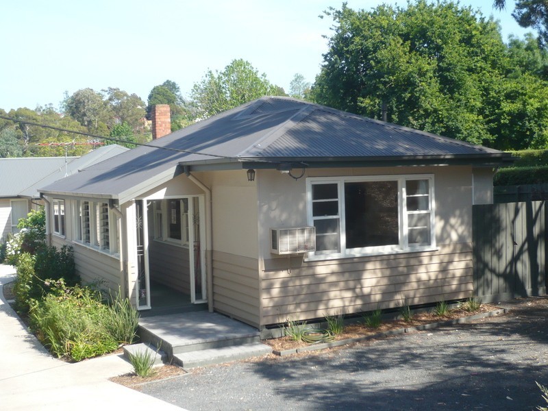 1/7 Selman Avenue, Ferntree Gully VIC 3156