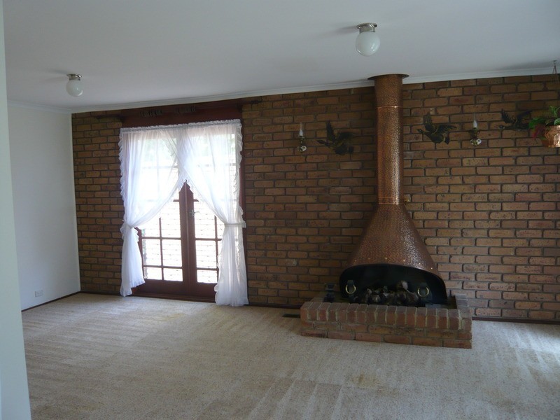 21 Avoca Way, Wantirna South VIC 3152