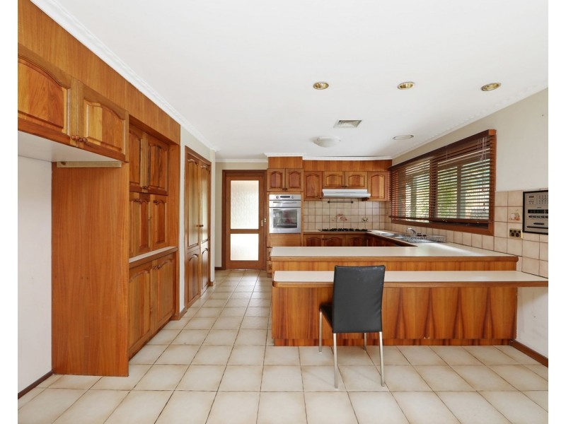 8 Arleon Court, Rowville VIC 3178