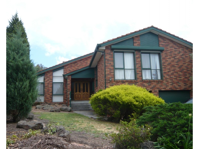 8 Arleon Court, Rowville VIC 3178