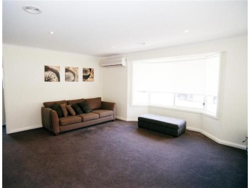 54 Bursaria Avenue, Ferntree Gully VIC 3156