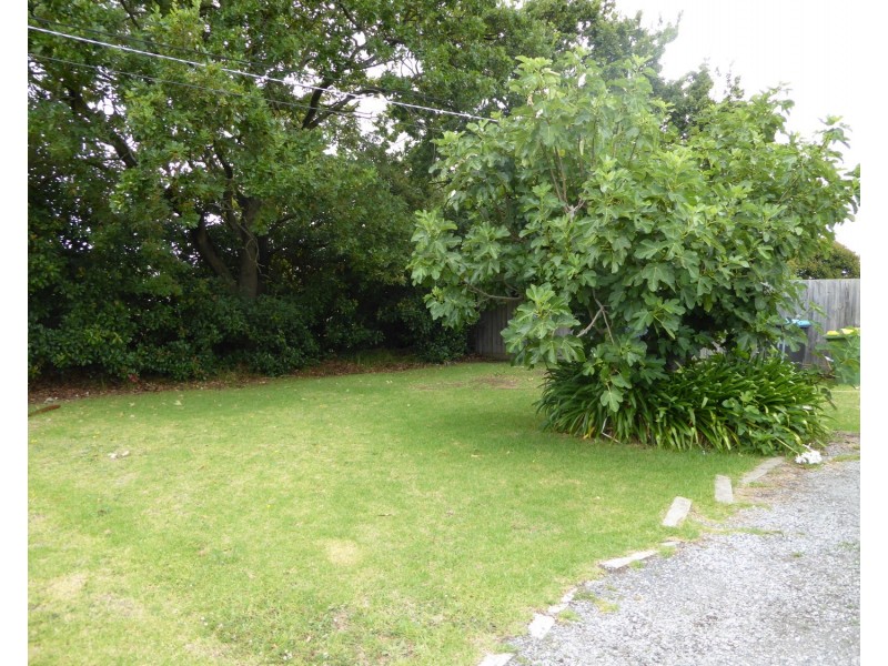 15 Allora Avenue, Ferntree Gully VIC 3156