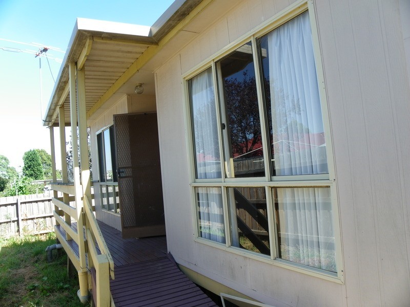 Rear/6 Mountain Gate Drive, Ferntree Gully VIC 3156