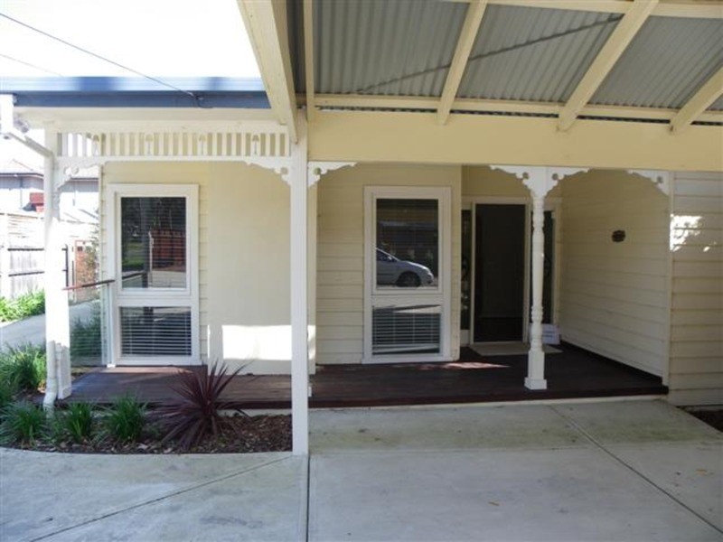 1 Renown Street, Ferntree Gully VIC 3156