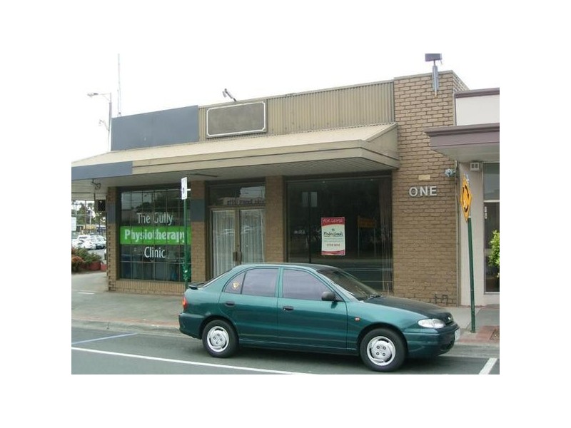 1 Alpine Avenue, Ferntree Gully VIC 3156