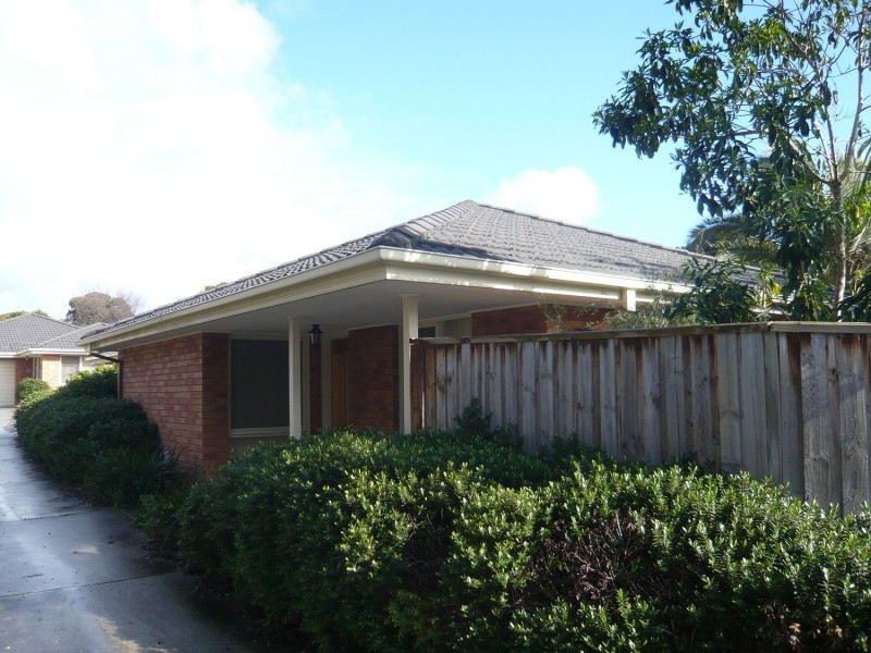 2/23 Orchard Road, Bayswater VIC 3153