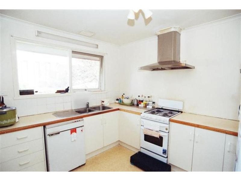 142 New Street, Ringwood VIC 3134