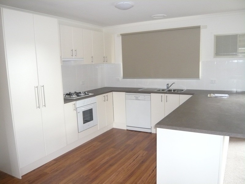 21 Bellfield Drive, Rowville VIC 3178