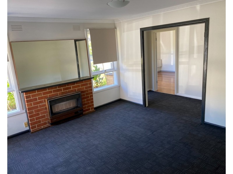 30 Clarence Road, Wantirna South VIC 3152