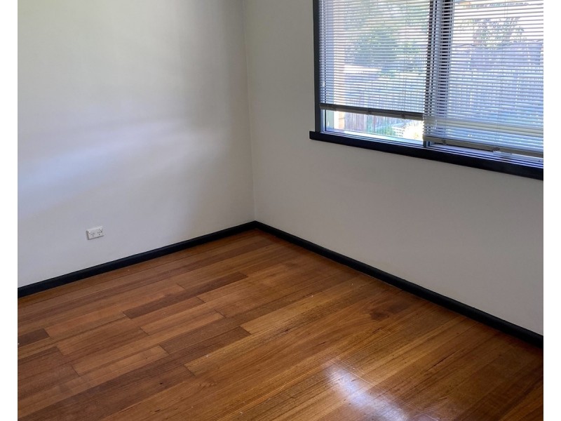 30 Clarence Road, Wantirna South VIC 3152