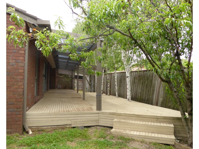 5 Erie Avenue, Rowville VIC 3178